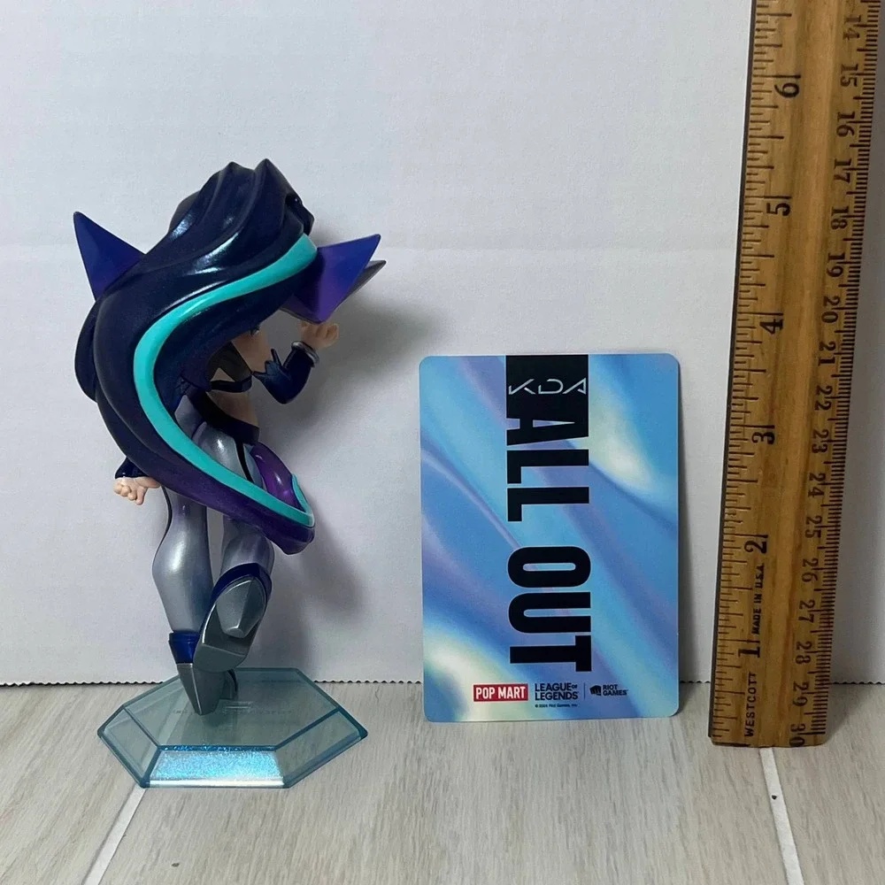 Pop Mart League of Legends K/DA All Out Series Kai'Sa Figure Blue Purple Blue